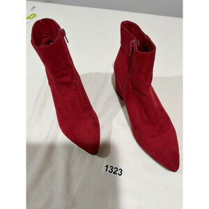 Woman’s Shein Rapid 01 Size 7 Red Pointed Toe Side Zip Chunky Heel Ankle Bootie